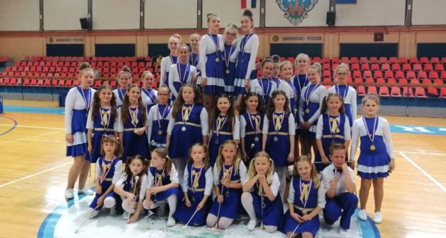 selnica-mazoretkinje-930bbb894dc792bd1e7d25c2e015ca9c_view_article_new