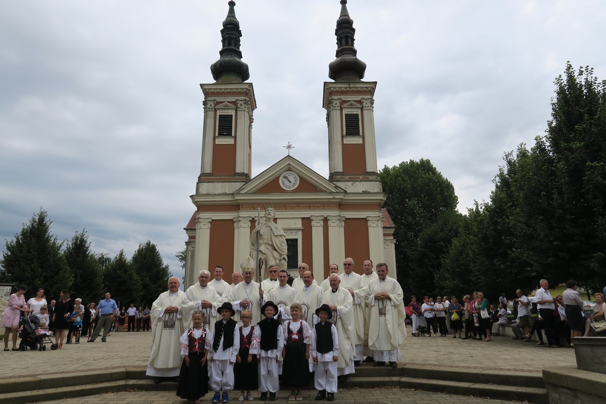 FOTO: Draškovec mjesto okupljanja brojnih vjernika – proslavljeno Rokovo