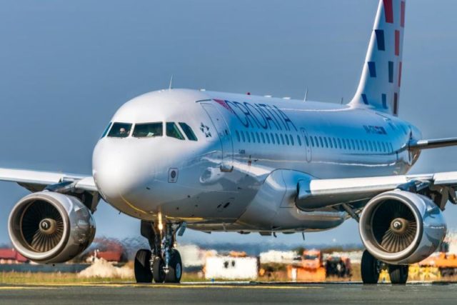 avion Croatia Airlines