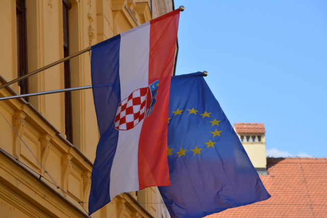 Hrvatska zastava EU