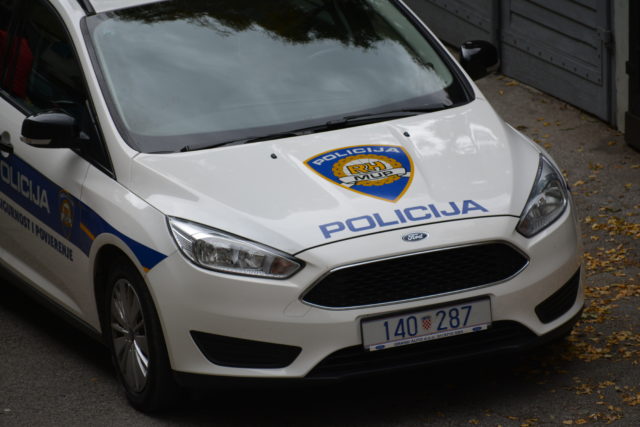 policija