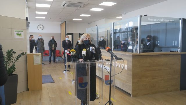 U ponedjeljak se u školske klupe vraća 2 700 učenika, prijevoz ostaje besplatan za sve učenike (2)