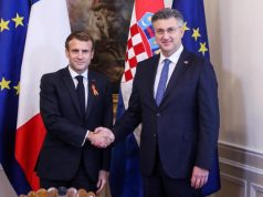 Pala je francuska vlada, Macron bira novog premijera