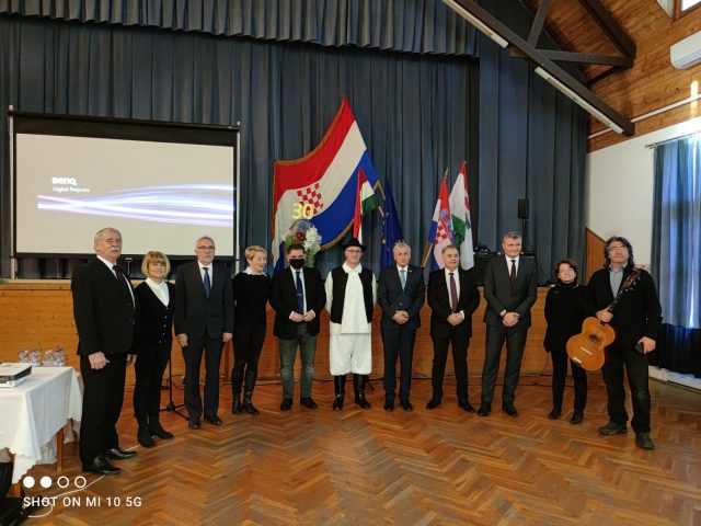 IMG-3007d814f71289845386da1ecc82e61b-V