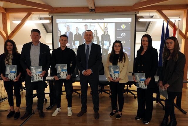 MEV-znanstvena-konferencija-i-dekanove-nagrade-9-1