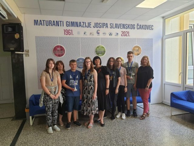 maturanti gimn