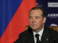 Medvedev: Grenland bi se mogao pripojiti Rusiji ako Trump ne poduzme korake