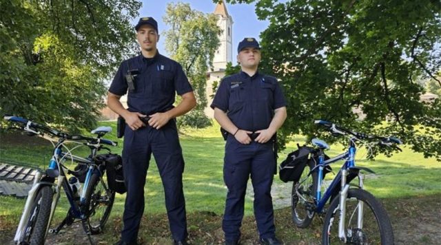 policija