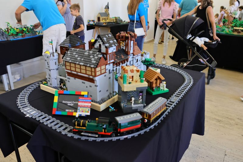 Izložba LEGO kockica