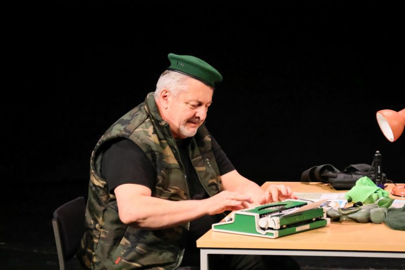 komedija "Kad u vojsku pođem"