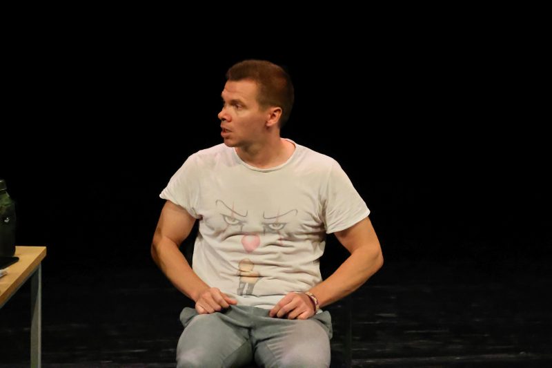 komedija "Kad u vojsku pođem"