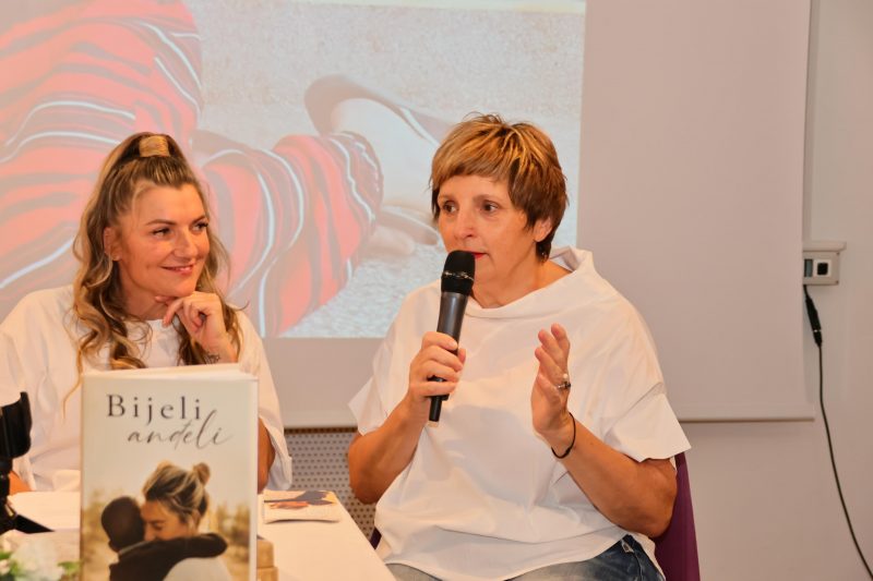 Martina Strahija u Čakovcu predstavila humanitarnu knjigu „Bijeli anđeli”