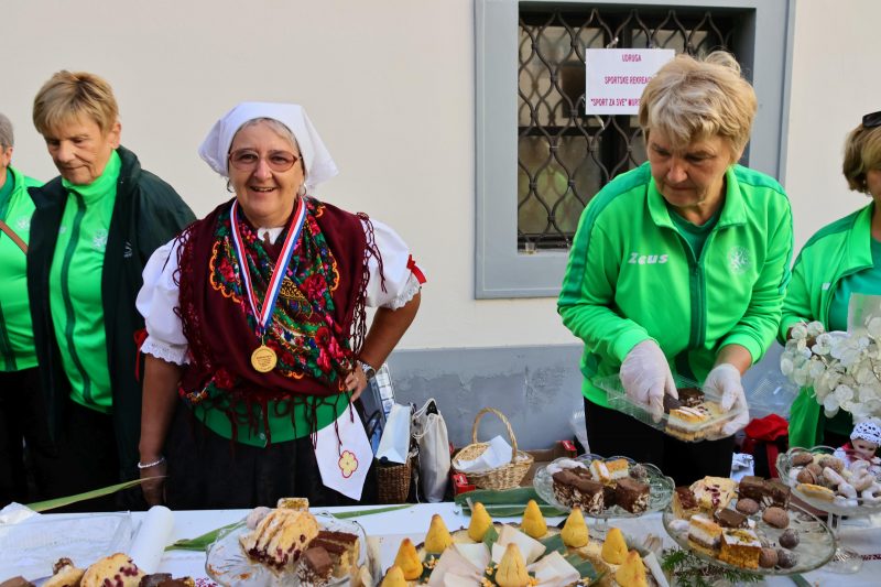 11. Bakini kolači