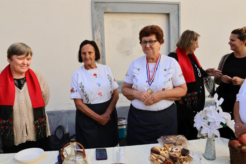 11. Bakini kolači