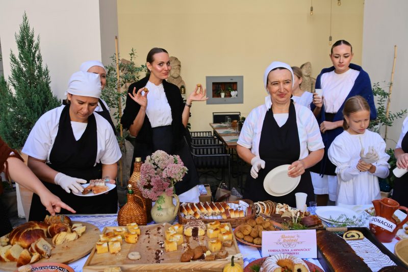 11. Bakini kolači