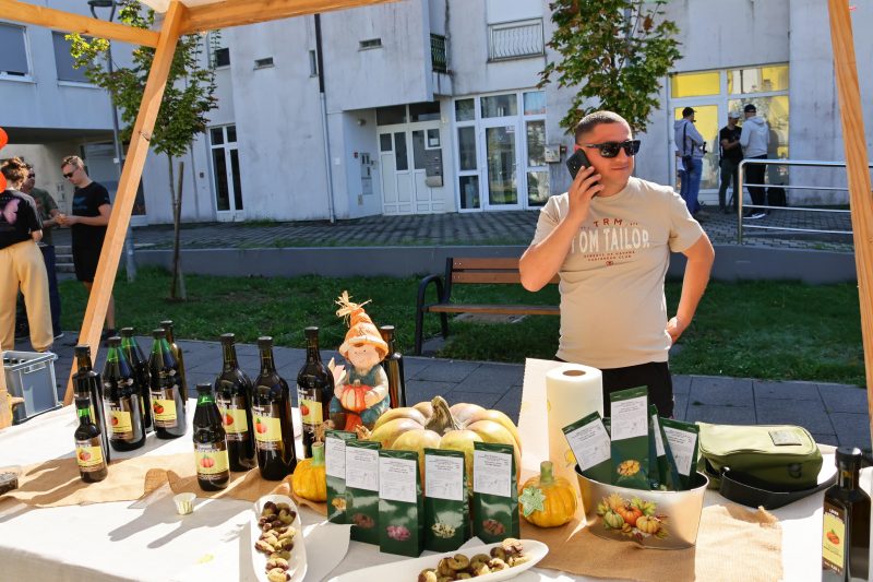 Festival črnog ulja