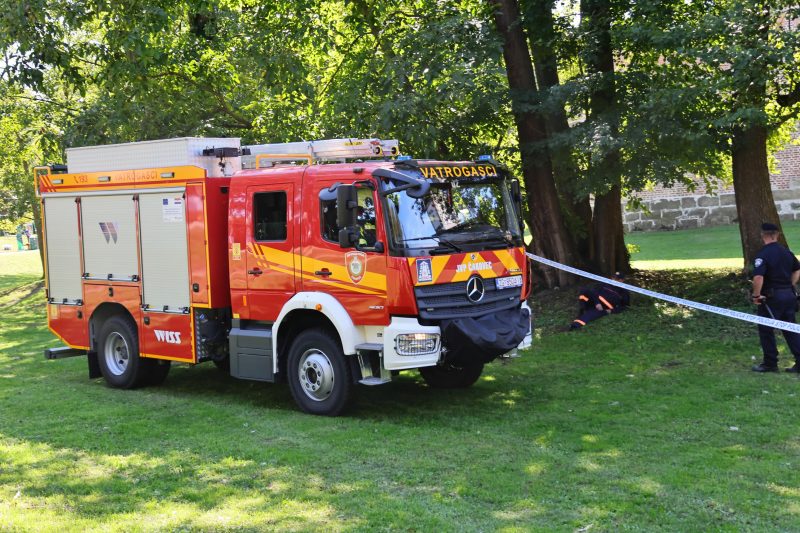 pokazne vježbe interventne policije