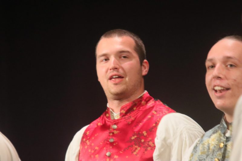 Održan 33. Susret hrvatskih folklornih ansambala i izvornih skupina