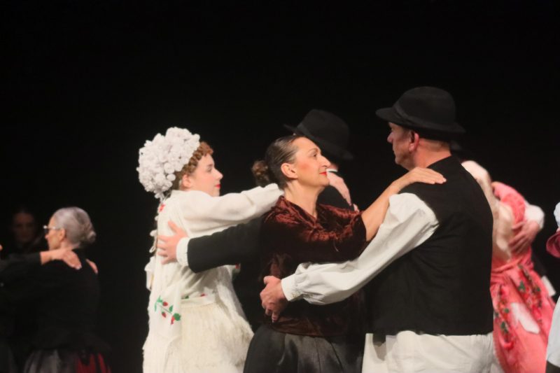 Održan 33. Susret hrvatskih folklornih ansambala i izvornih skupina
