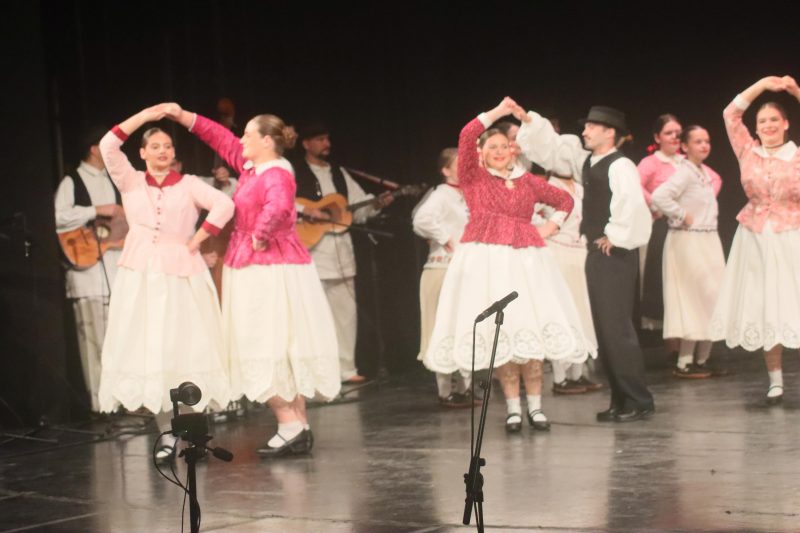 Održan 33. Susret hrvatskih folklornih ansambala i izvornih skupina