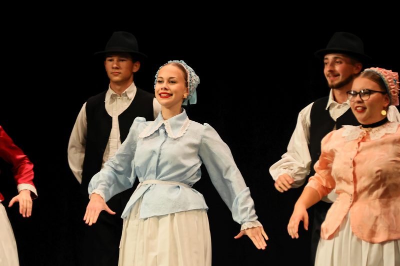 Održan 33. Susret hrvatskih folklornih ansambala i izvornih skupina