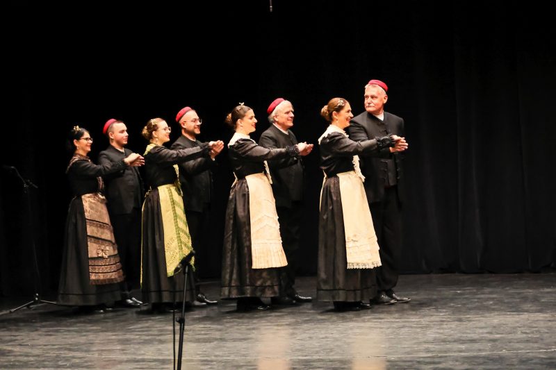 Održan 33. Susret hrvatskih folklornih ansambala i izvornih skupina