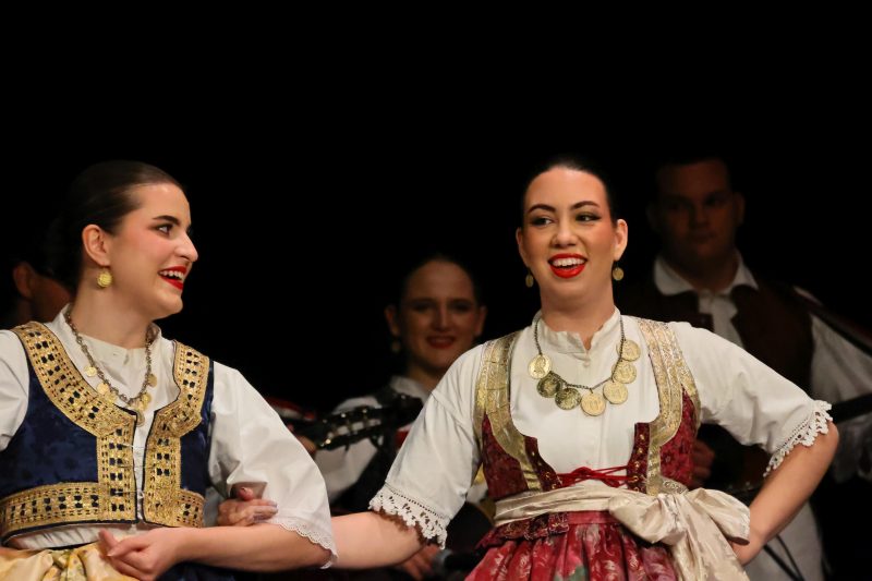 Održan 33. Susret hrvatskih folklornih ansambala i izvornih skupina