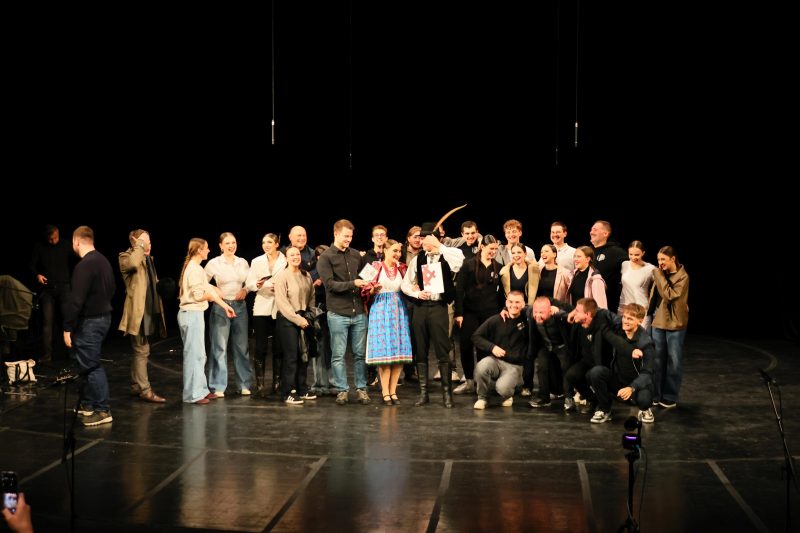 Održan 33. Susret hrvatskih folklornih ansambala i izvornih skupina