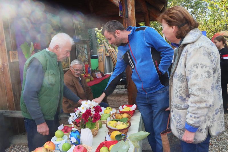 Obilježavanje Svjetskog dana jabuka