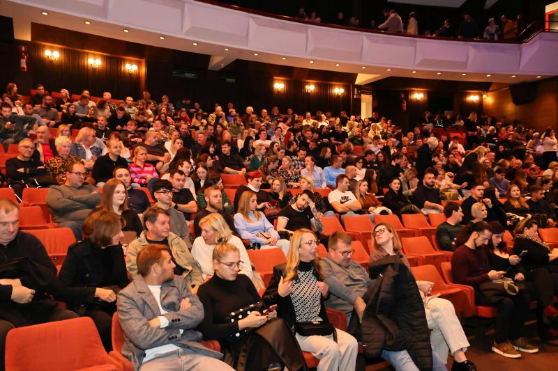 Kolektiv Lajnap Comedy jubilarnim nastupom oduševio čakovečku publiku