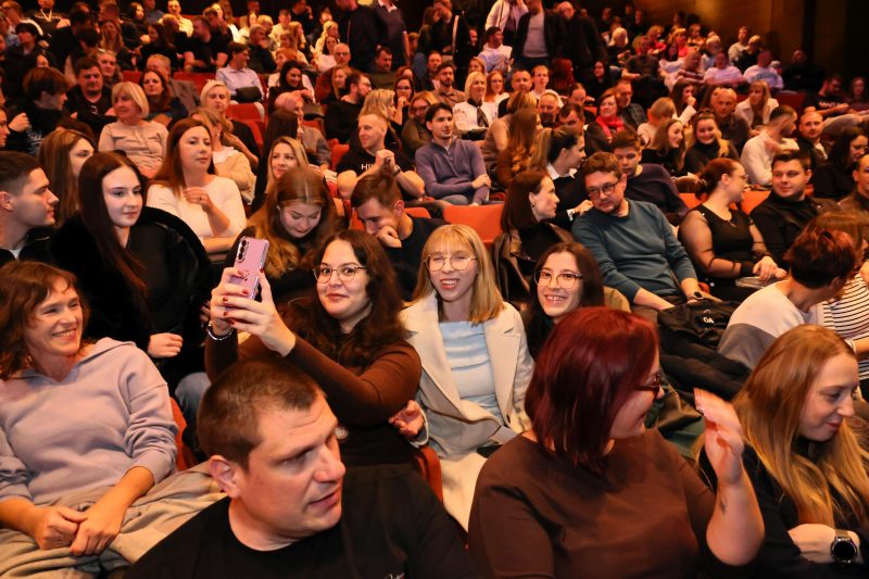 Kolektiv Lajnap Comedy jubilarnim nastupom oduševio čakovečku publiku