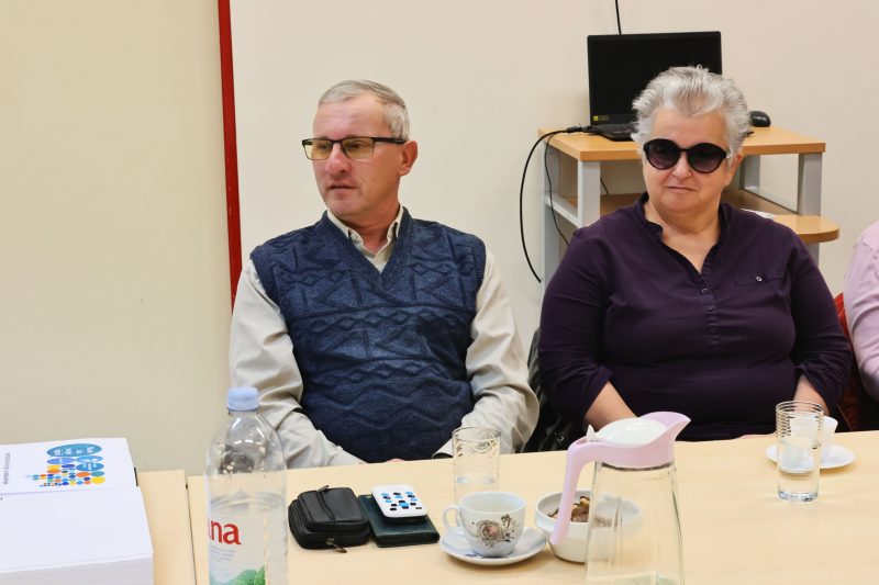 predstavljena knjiga „Pohvala odriješenim rukama”