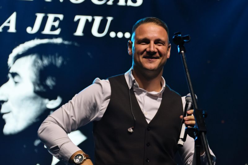 Dvorana GOC-a odjekivala vječnim hitovima Tome Zdravkovića