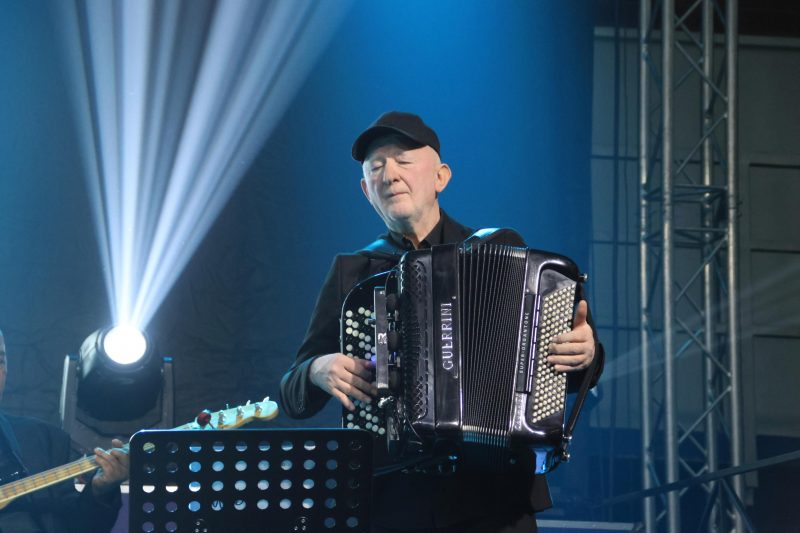Dvorana GOC-a odjekivala vječnim hitovima Tome Zdravkovića