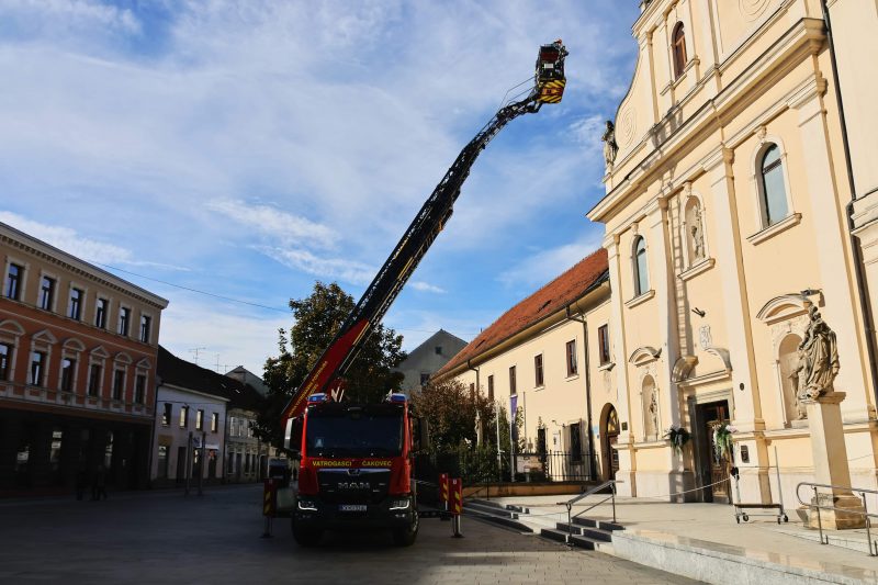 Nove autoljestve JVP-a Čakovec u akciji